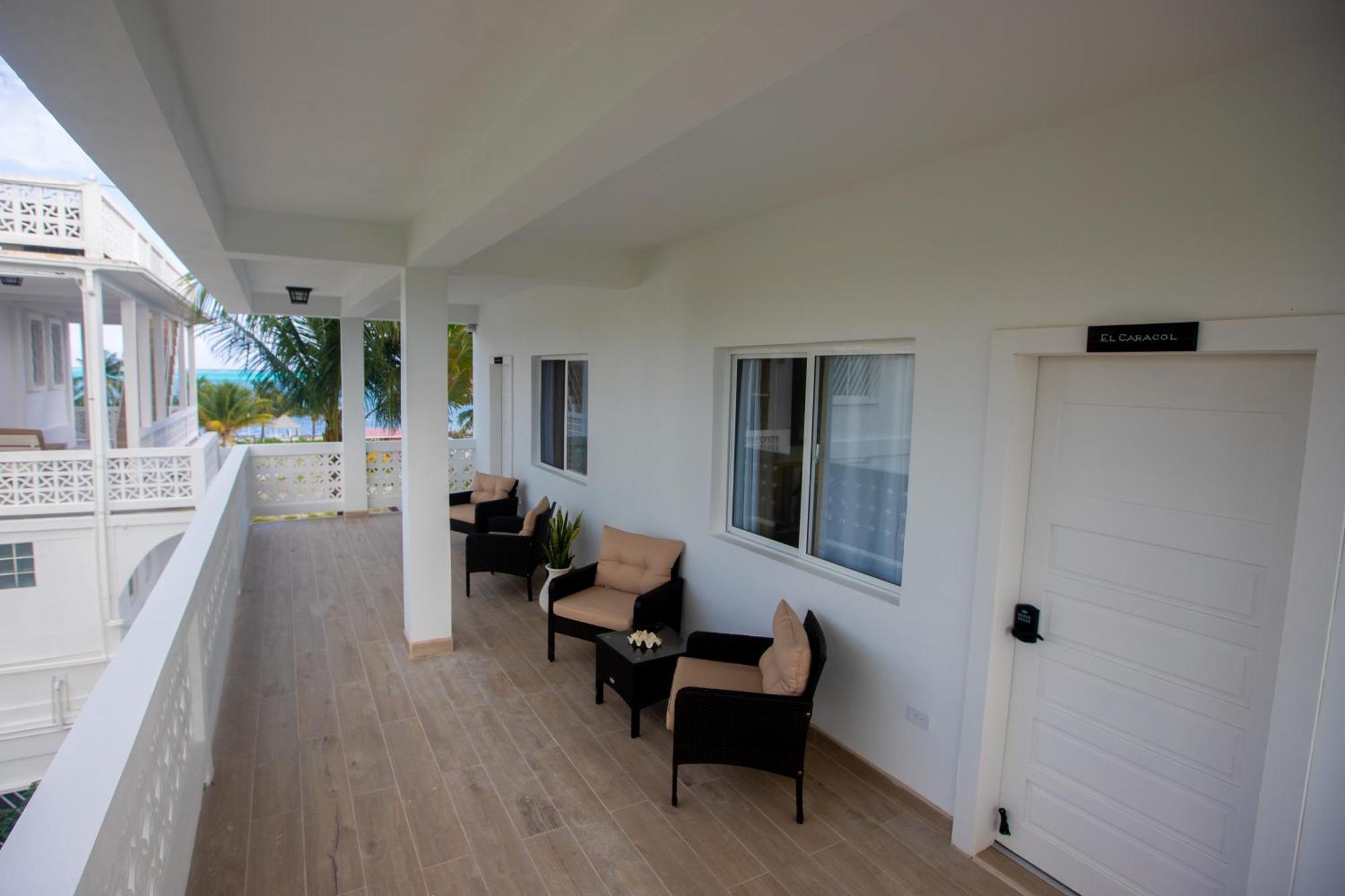 Treetops Hotel Caye Caulker Exteriér fotografie